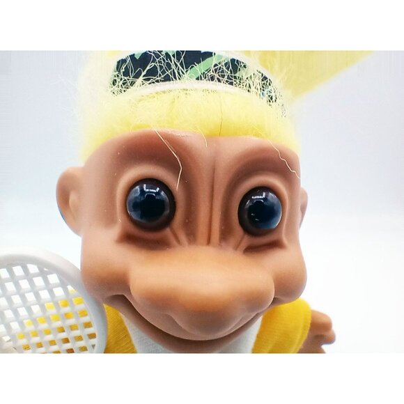 Vintage Troll Doll Tennis Player Yellow Hair 4 Inch Toy Collectible Russ Berrie - Picture 4 of 14